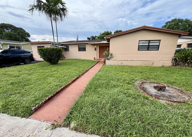 2021 Nw 187th Street, Miami Gardens