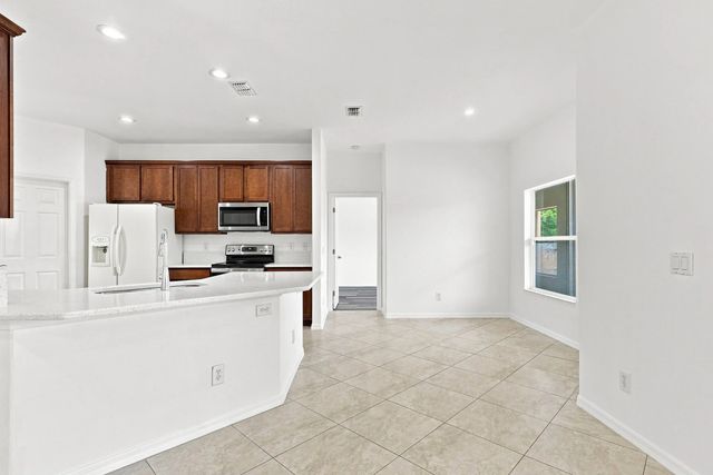 5 of 22 - 1787 Sw Cameo Boulevard, Port St. Lucie, FL