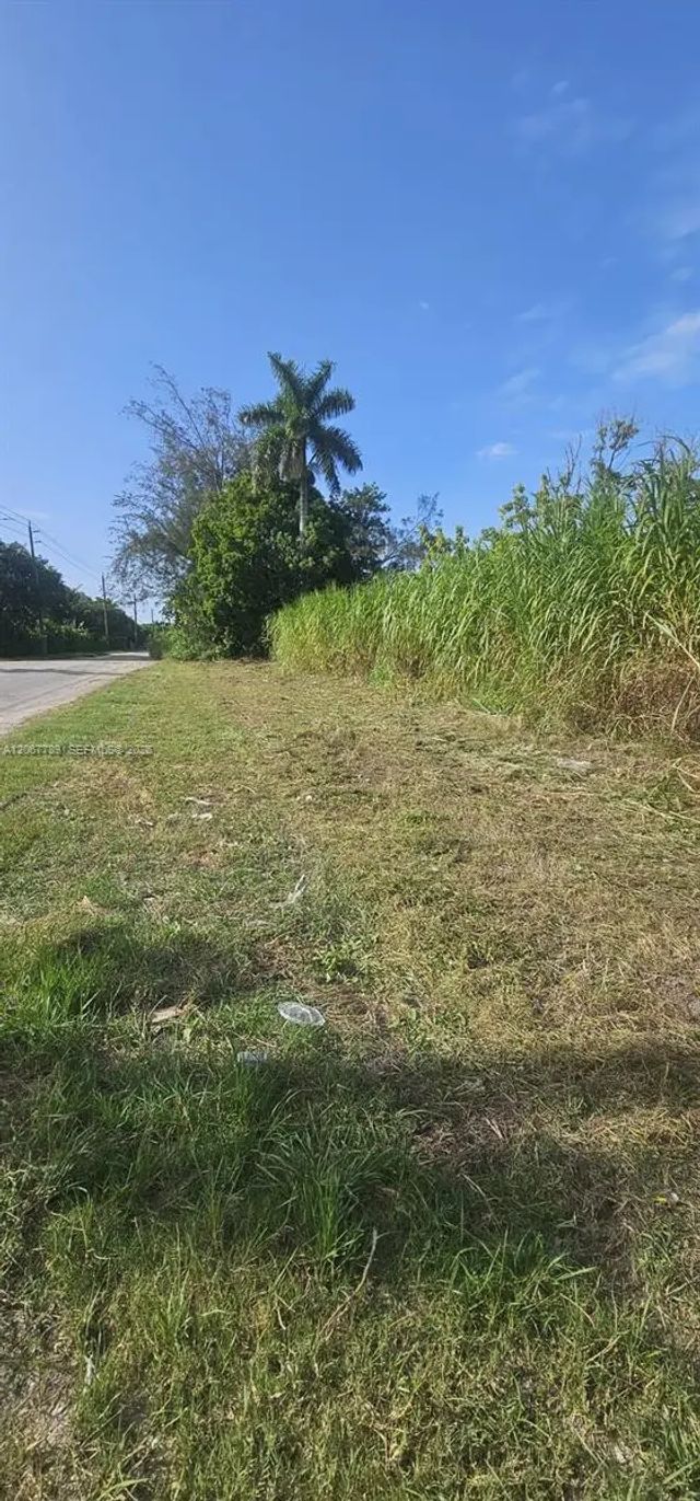 4 of 8 - 197 Ave / Sw 144th Street, Miami, FL