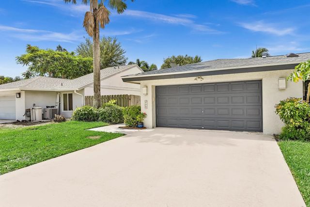 2 of 46 - 23 Baytree Circle, Boynton Beach, FL
