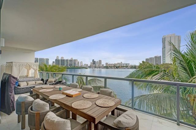 3300 Ne 188th Street #210, Aventura