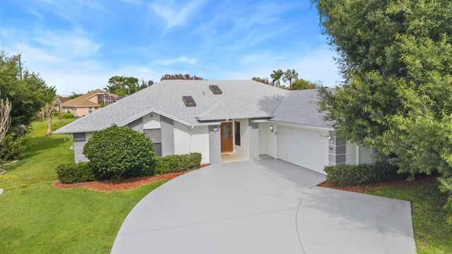 5400 Nw Emblem Street, Port St. Lucie