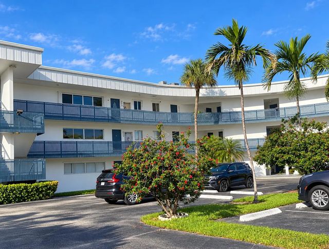200 Waterway Drive S #105, Lantana