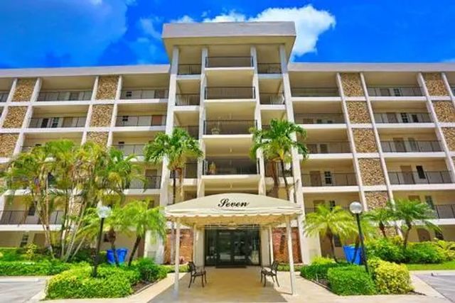 2801 N Palm Aire Drive #405, Pompano Beach