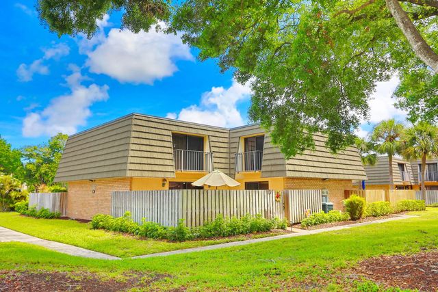 5 of 14 - 325 3rd Way, West Palm Beach, FL