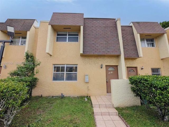 5664 Blueberry Court #15, Lauderhill