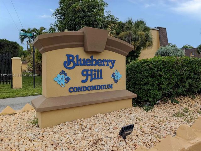 3 of 23 - 5664 Blueberry Court #15, Lauderhill, FL