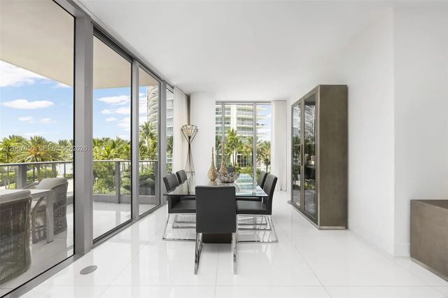 4 of 31 - 801 S Pointe Drive #301, Miami Beach, FL