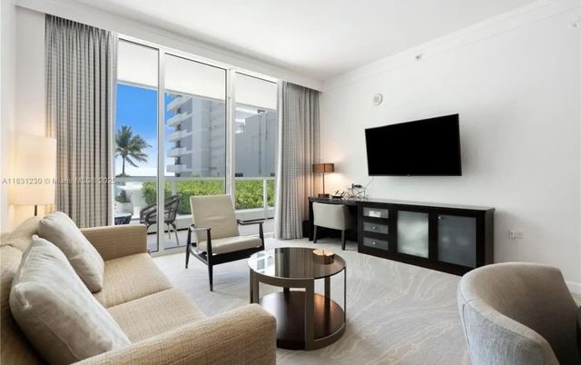 4 of 24 - 4391 Collins Avenue #623, Miami Beach, FL