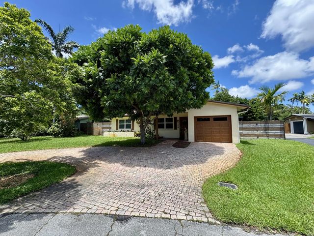 1785 Nw 39th Place, Oakland Park