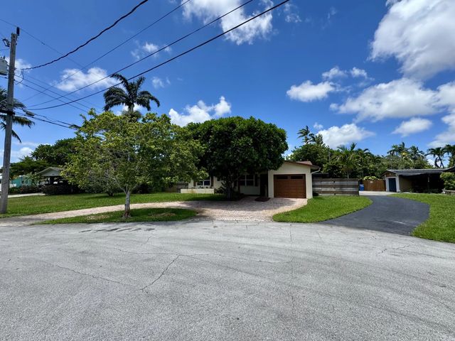 2 of 30 - 1785 Nw 39th Place, Oakland Park, FL