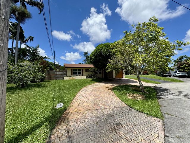 3 of 30 - 1785 Nw 39th Place, Oakland Park, FL