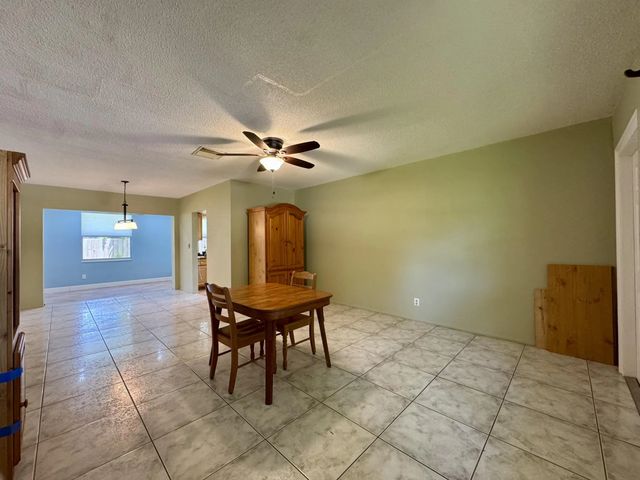 5 of 30 - 1785 Nw 39th Place, Oakland Park, FL