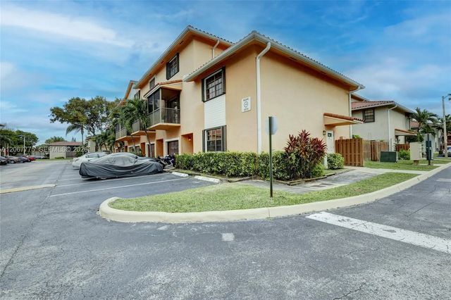 4 of 30 - 9874 Hammocks Boulevard #108-49, Miami, FL