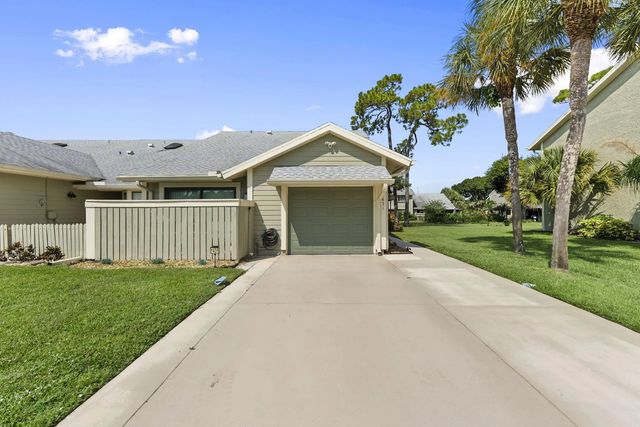 1431 Se Colchester Circle, Port St. Lucie