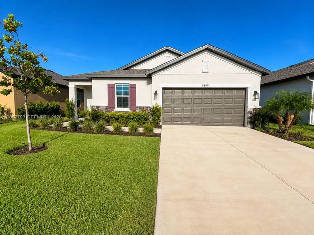 9808 Last Light Glen, 