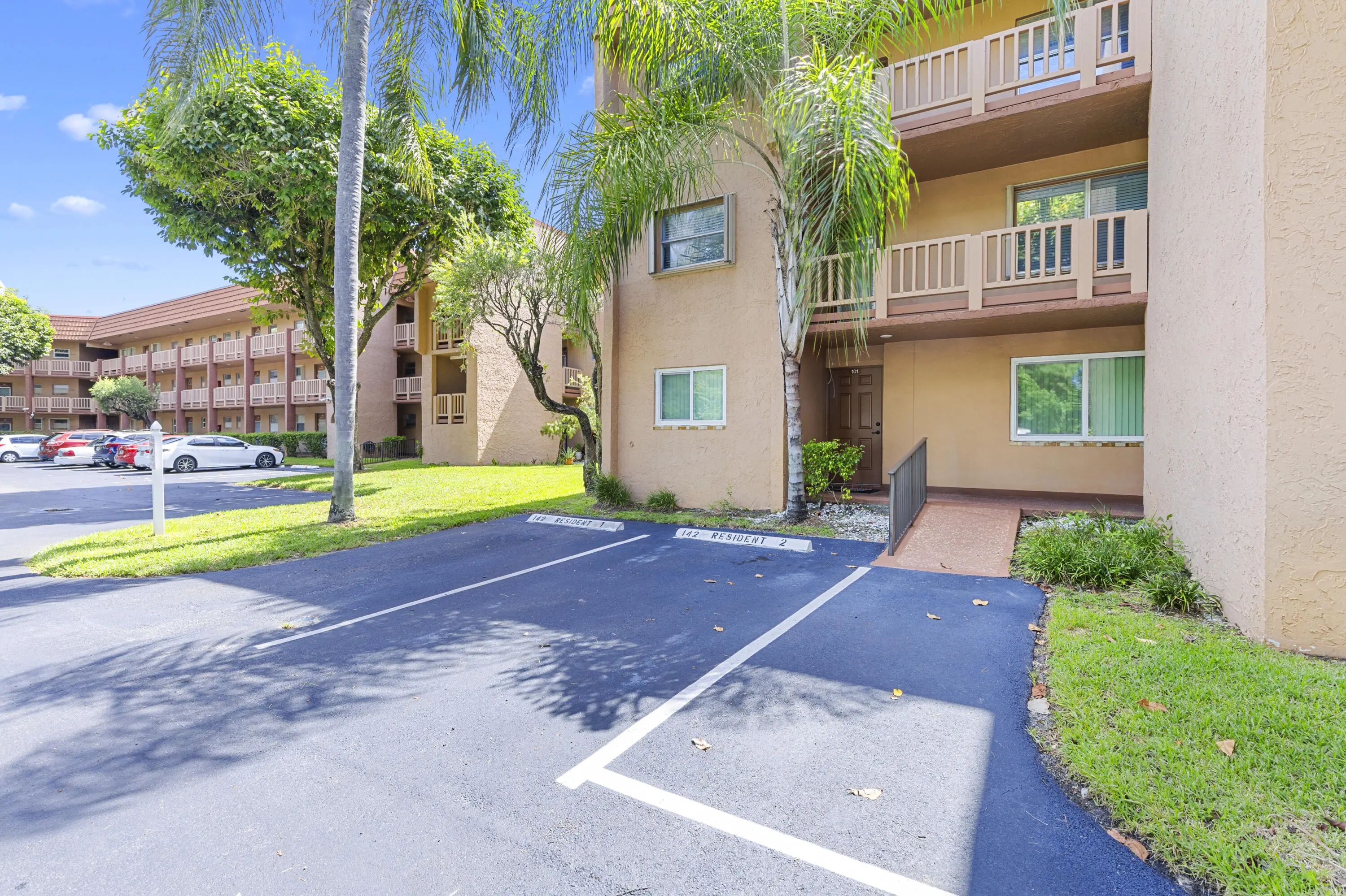 9861 Sunrise Lakes Boulevard #101, Sunrise
