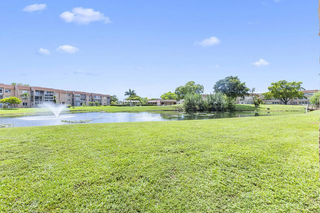 3 of 20 - 9861 Sunrise Lakes Boulevard #101, Sunrise, FL