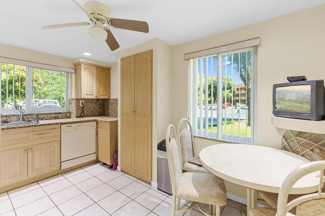5 of 20 - 9861 Sunrise Lakes Boulevard #101, Sunrise, FL