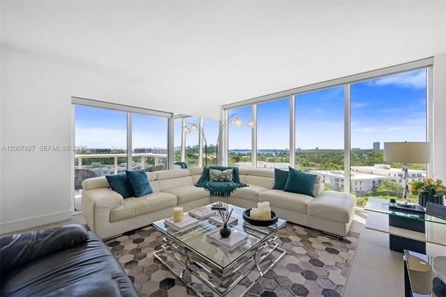 4 of 26 - 10275 Collins Avenue #722, Bal Harbour, FL