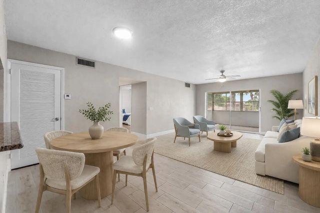 3 of 37 - 12005 Poinciana Boulevard #209, Royal Palm Beach, FL