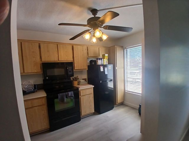 4 of 20 - 833 Hill Drive #d, West Palm Beach, FL