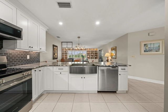 2 of 38 - 1456 S Golfview Drive, Avon Park, FL