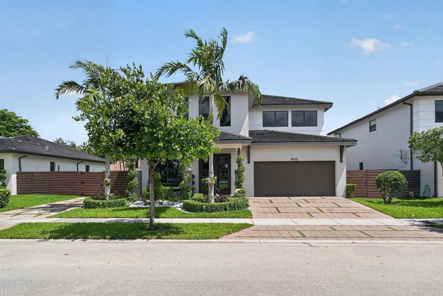 5 of 53 - 9023 Nw 161st Terrace, Miami Lakes, FL