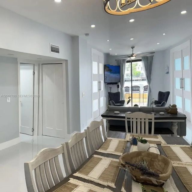 4 of 26 - 1500 S Ocean Drive #1e, Hollywood, FL