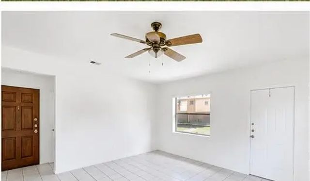 4 of 10 - 5619 Mckinley #a-h, Hollywood, FL