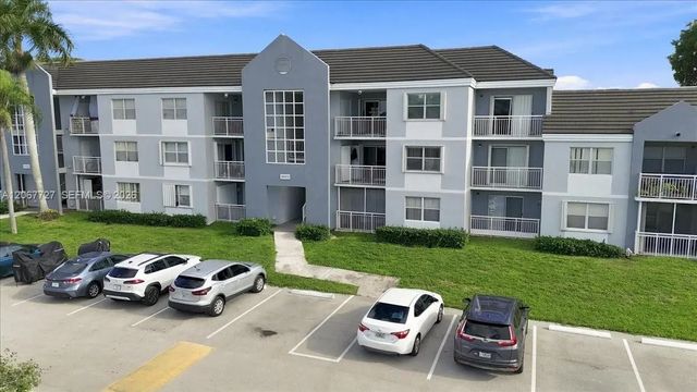 8660 Sw 212th Street #306, Cutler Bay
