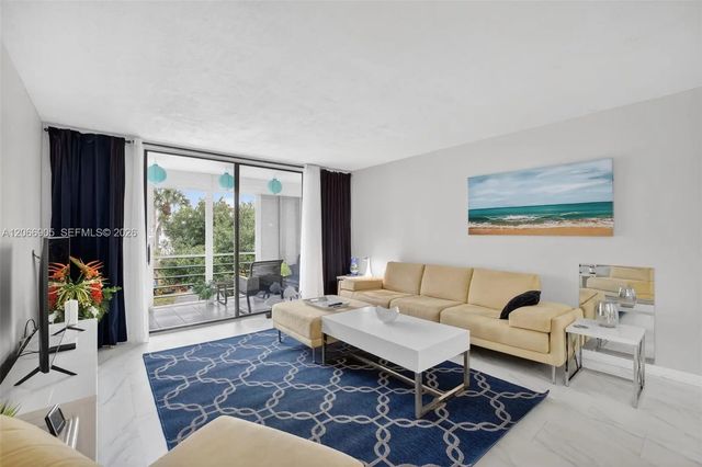 5 of 35 - 2801 Somerset Drive #205, Lauderdale Lakes, FL