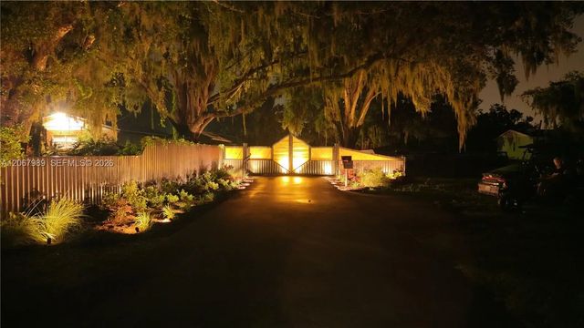 4 of 30 - 6150 Busy Bee Lane, Lakeland, FL