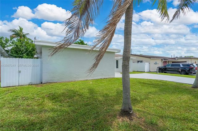 3 of 36 - 11911 Nw 32nd Manor, Sunrise, FL