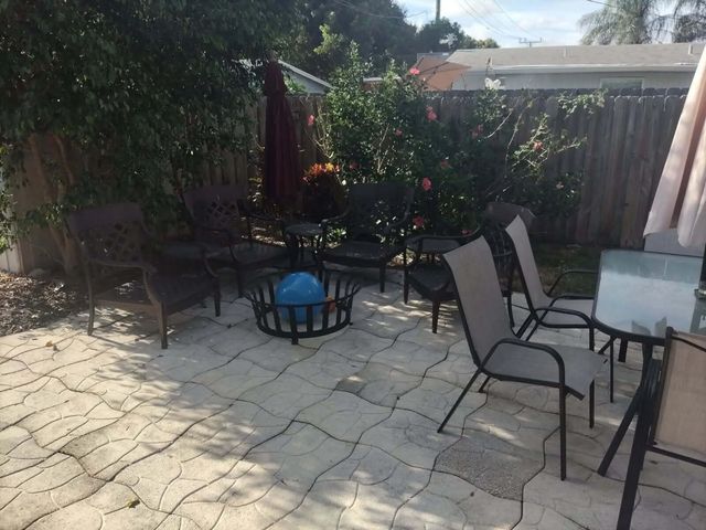 4 of 16 - 1521 Ne 32nd Court, Pompano Beach, FL