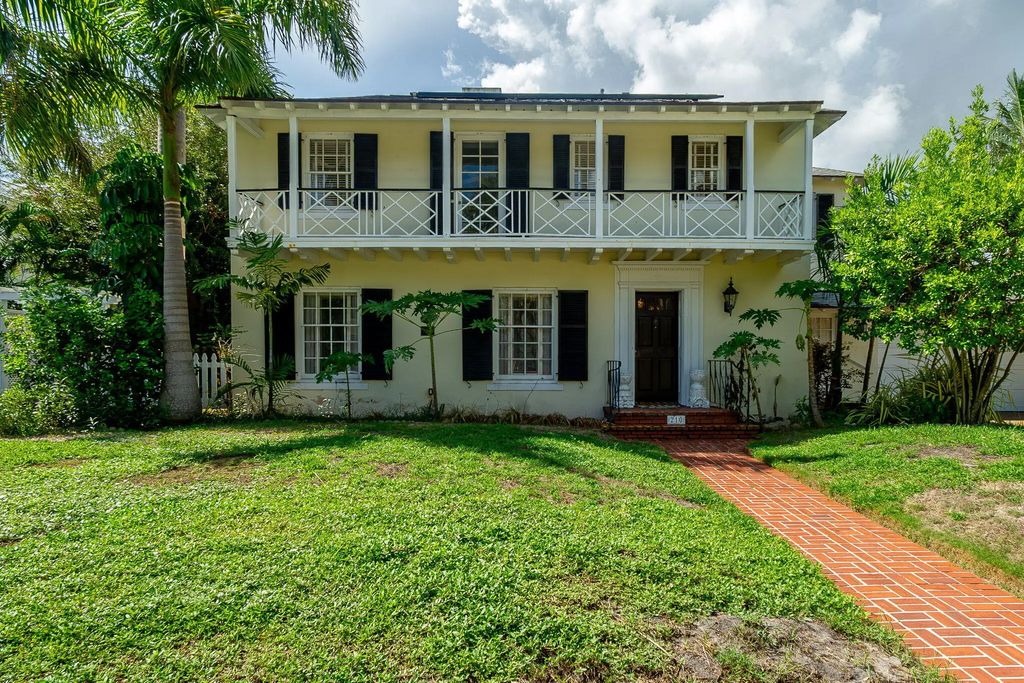 210 Belmonte Road, West Palm Beach