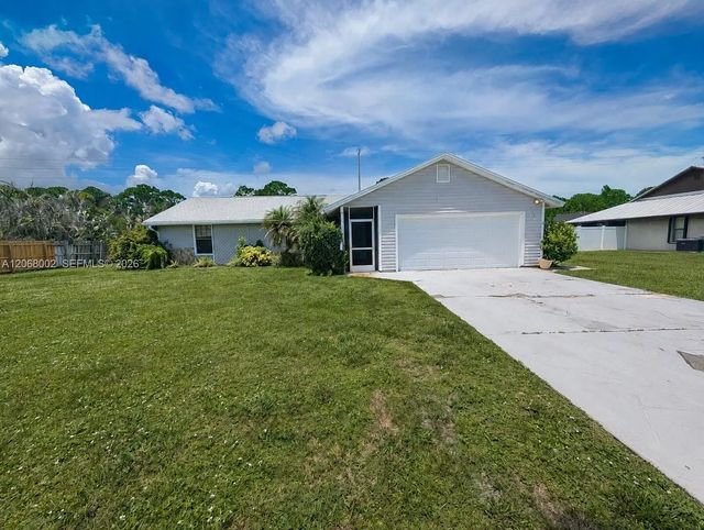 5601 Paleo Pines Circle, Fort Pierce