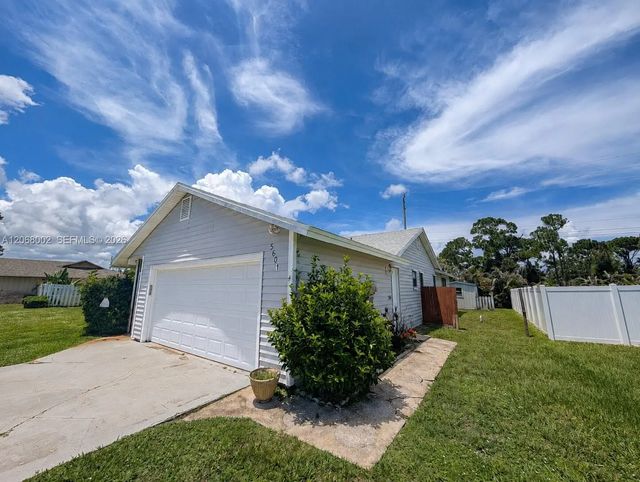 3 of 27 - 5601 Paleo Pines Circle, Fort Pierce, FL