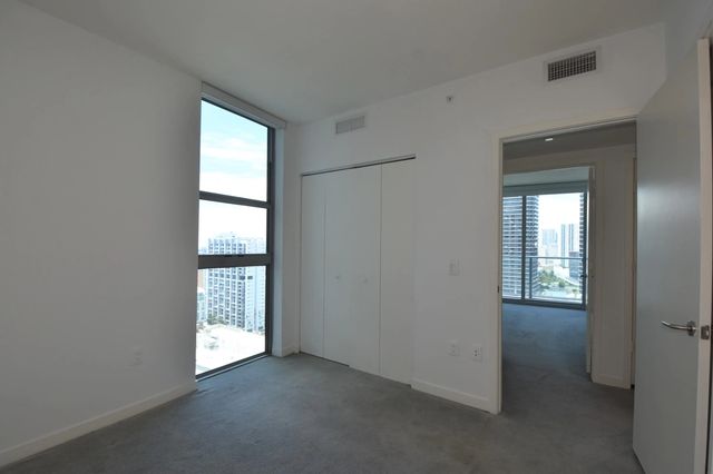 1100 S Miami Avenue #2207, Miami