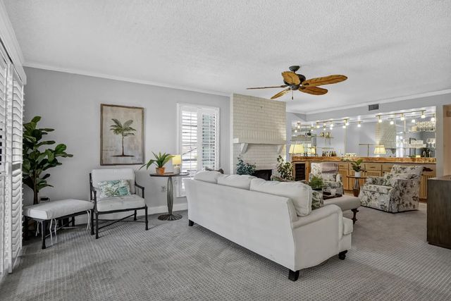 5 of 47 - 3400 Twin Lakes Terrace #201, Fort Pierce, FL