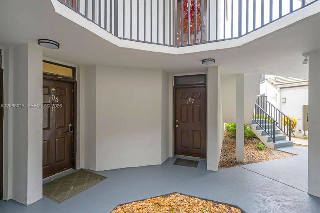 213 Lake Pointe Drive #106, Oakland Park
