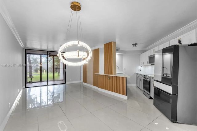 3 of 45 - 213 Lake Pointe Drive #106, Oakland Park, FL
