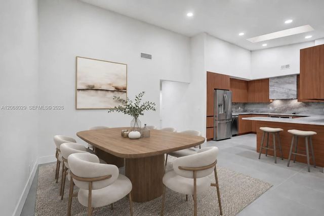4 of 26 - 21240 Harbor Way #285-28, Aventura, FL