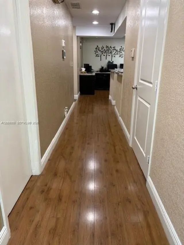 2 of 20 - 5124 Hollywood Boulevard, Hollywood, FL