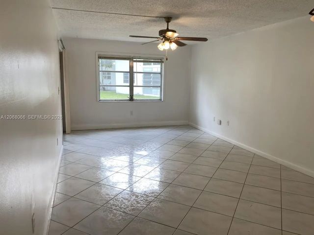 5 of 14 - 6507 Winfield Boulevard #126-c, Margate, FL