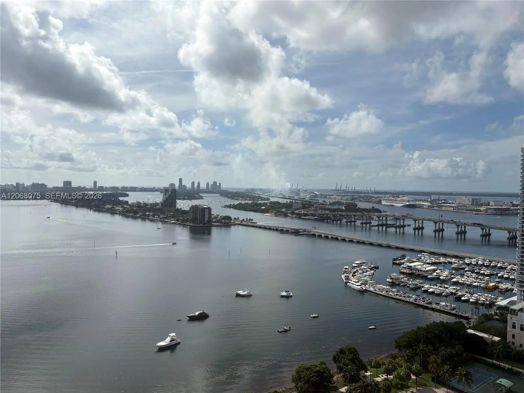 1800 N Bayshore Drive #3007, Miami