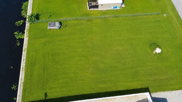 2 of 3 - 1041 Orange Loop, Okeechobee, FL