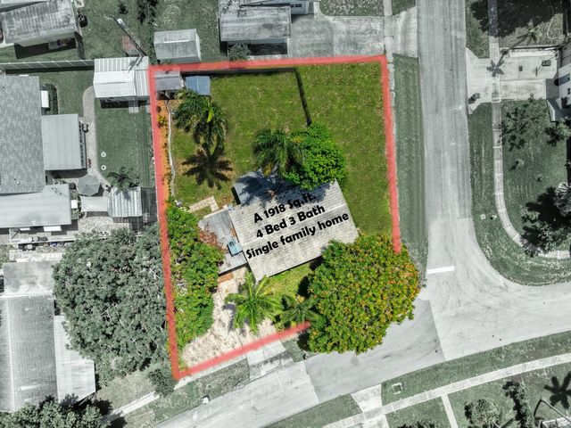 2 of 34 - 1510 Crest Drive, Lake Worth, FL