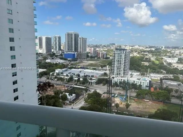 1800 N Bayshore Drive #2708, Miami