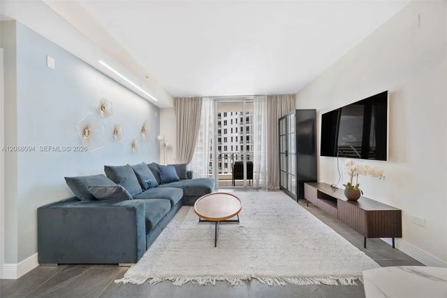 2 of 19 - 801 Brickell Key Boulevard #1805, Miami, FL